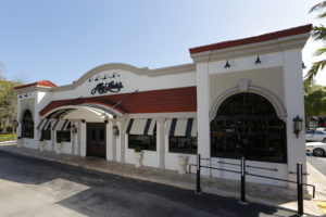 Abe & Louie's Boca Exterior