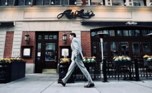 Abe & Louie’s Steakhouse That Feels Like Home