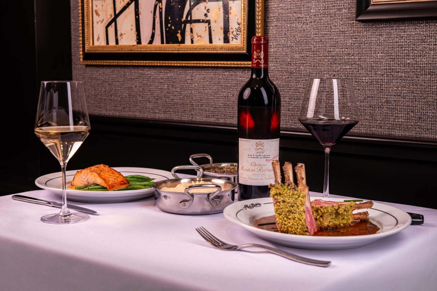 Abe & Louie's gallery